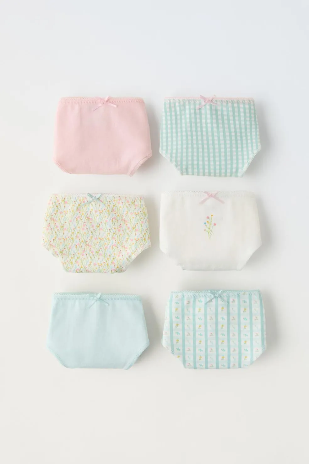 6-14 ANOS / PACK DE SEIS CUECAS AOS QUADRADOS E ESTAMPADO FLORAL-ZARA Online