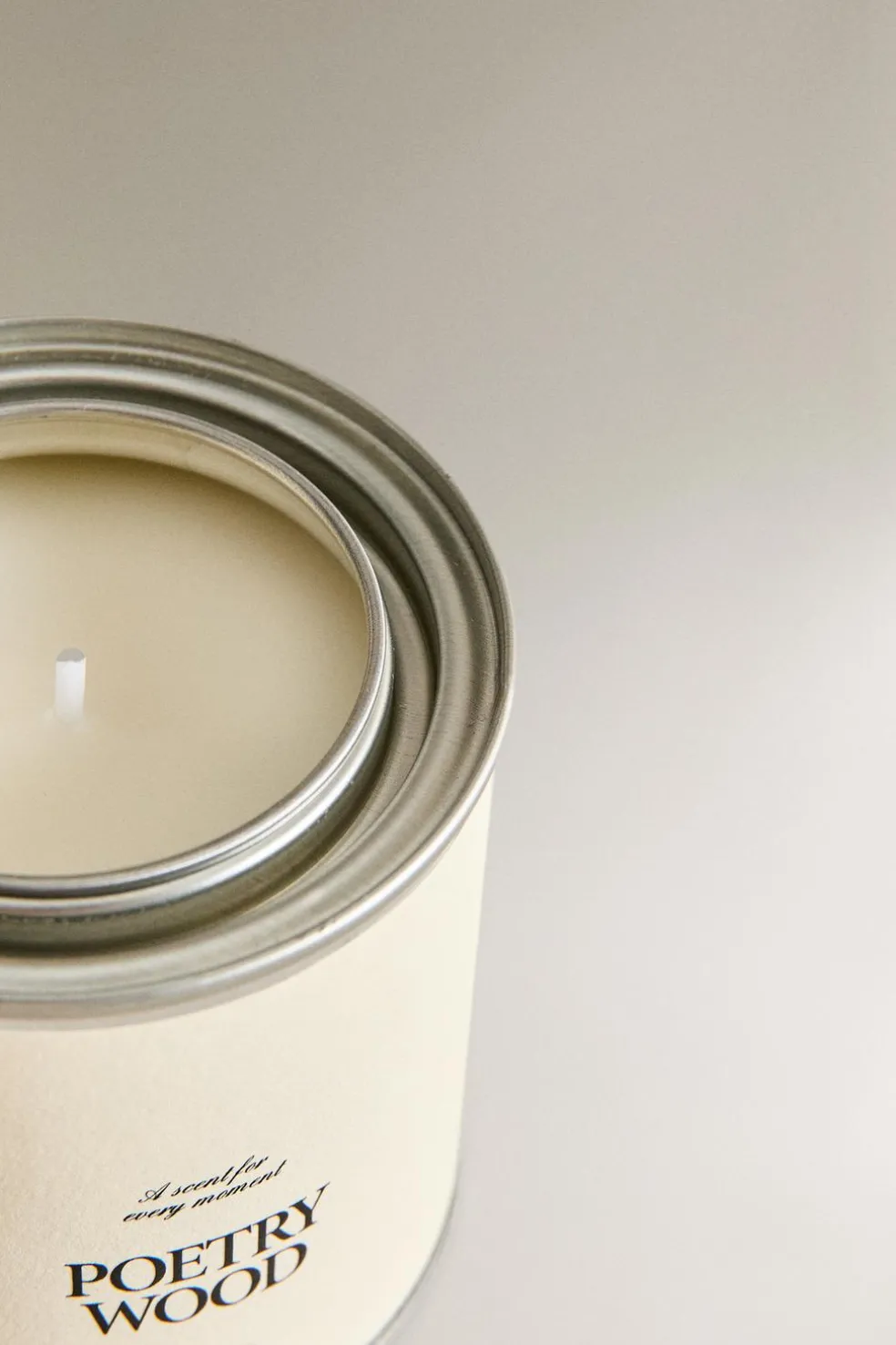 ZARA Fragrâncias Para Casa|Fragrâncias Para Casa^(230 G) VELA AROMÁTICA POETRY WOOD Branco-marfim