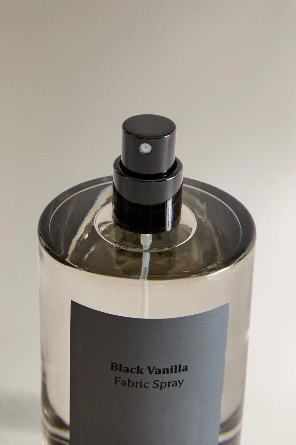 ZARA Fragrâncias Para Casa|Fragrâncias Para Casa^(100 ML) AMBIENTADOR TÊXTIL BLACK VANILLA Preto