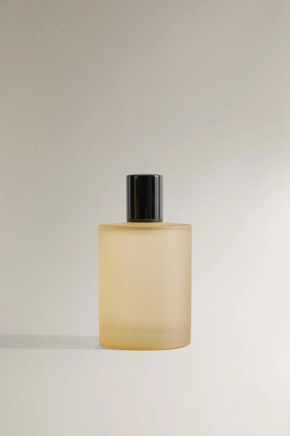 ZARA Fragrâncias Para Casa|Fragrâncias Para Casa^(100 ML) AMBIENTADOR TÊXTIL SILK PEONY Rosa-pálido