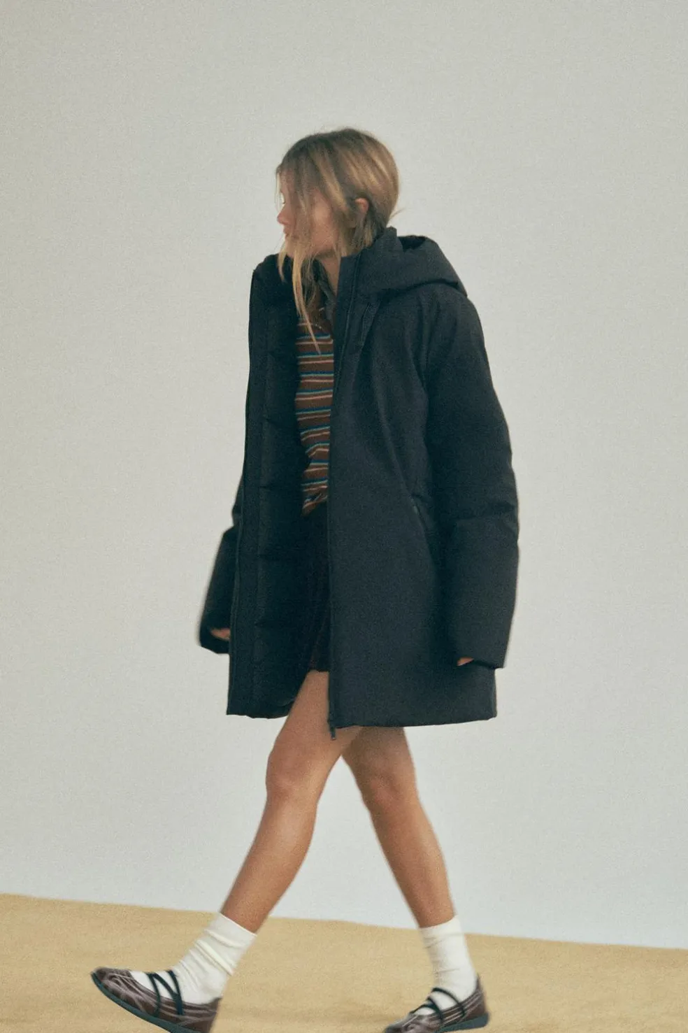 ZARA Sobretudos / Anoraques^ANORAQUE WATER AND WIND PROTECTION Preto