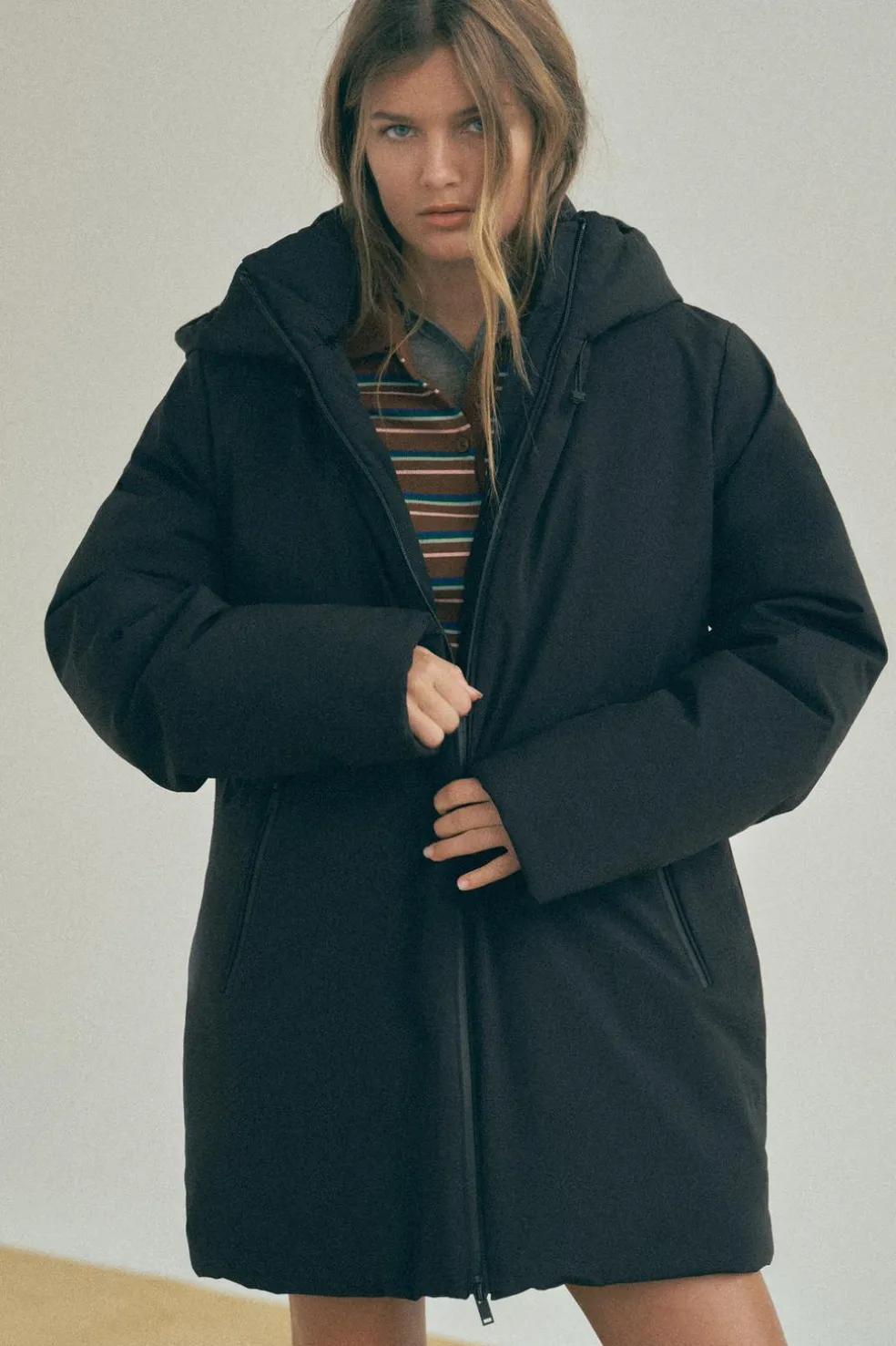 ZARA Sobretudos / Anoraques^ANORAQUE WATER AND WIND PROTECTION Preto