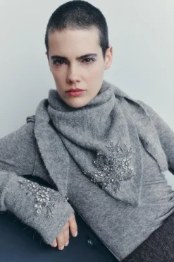 ZARA Acessórios / Bijuteria^BANDANA DE PONTO COM BORDADOS E MISSANGAS Cinzento