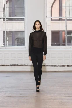 ZARA Camisas / Blusas^BLUSA COM FOLHO Preto