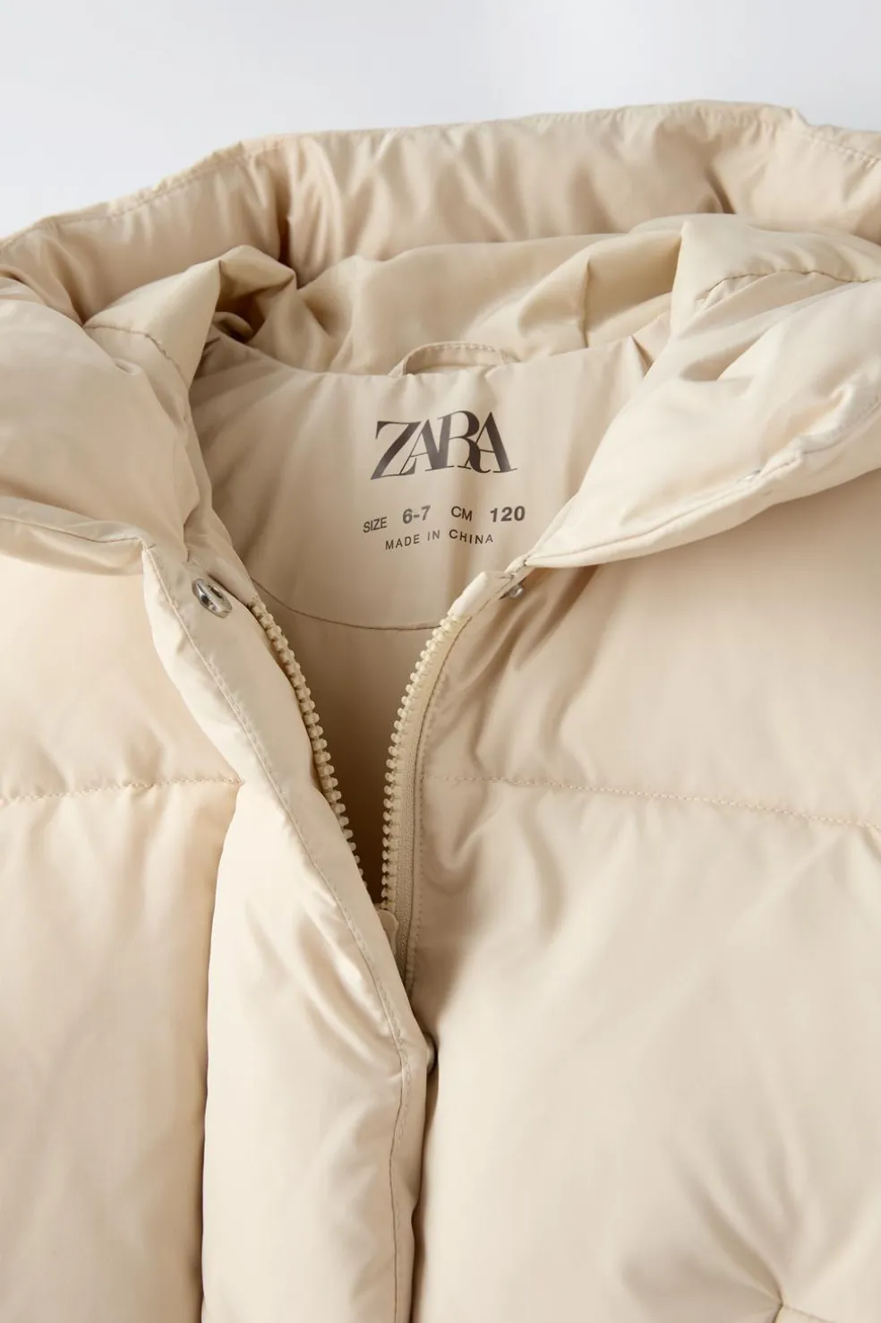 BLUSÃO ACOLCHOADO CAPUZ-ZARA New