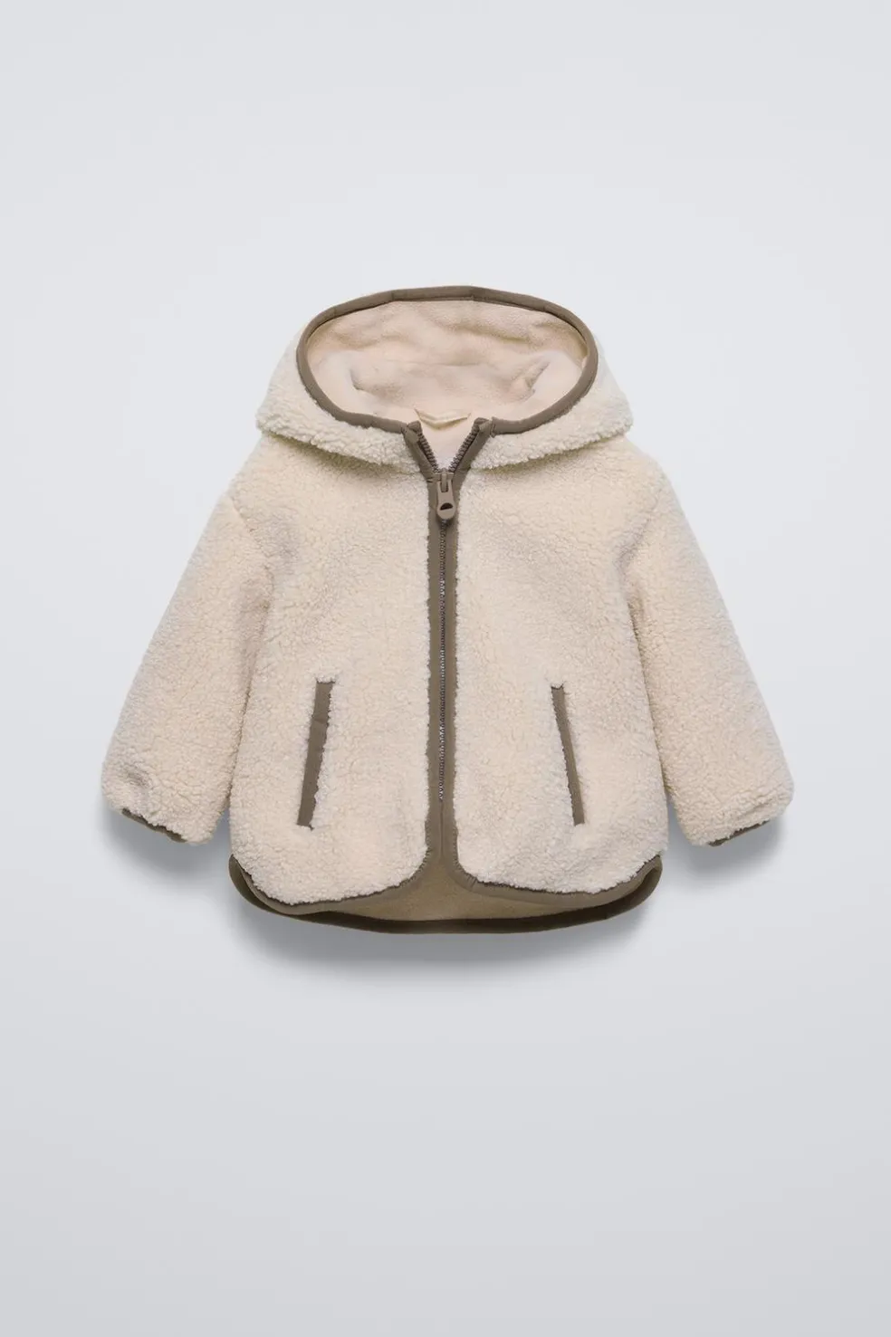 BLUSÃO C/ CAPUZ E EFEITO DE PELO ENCARACOLADO-ZARA Fashion