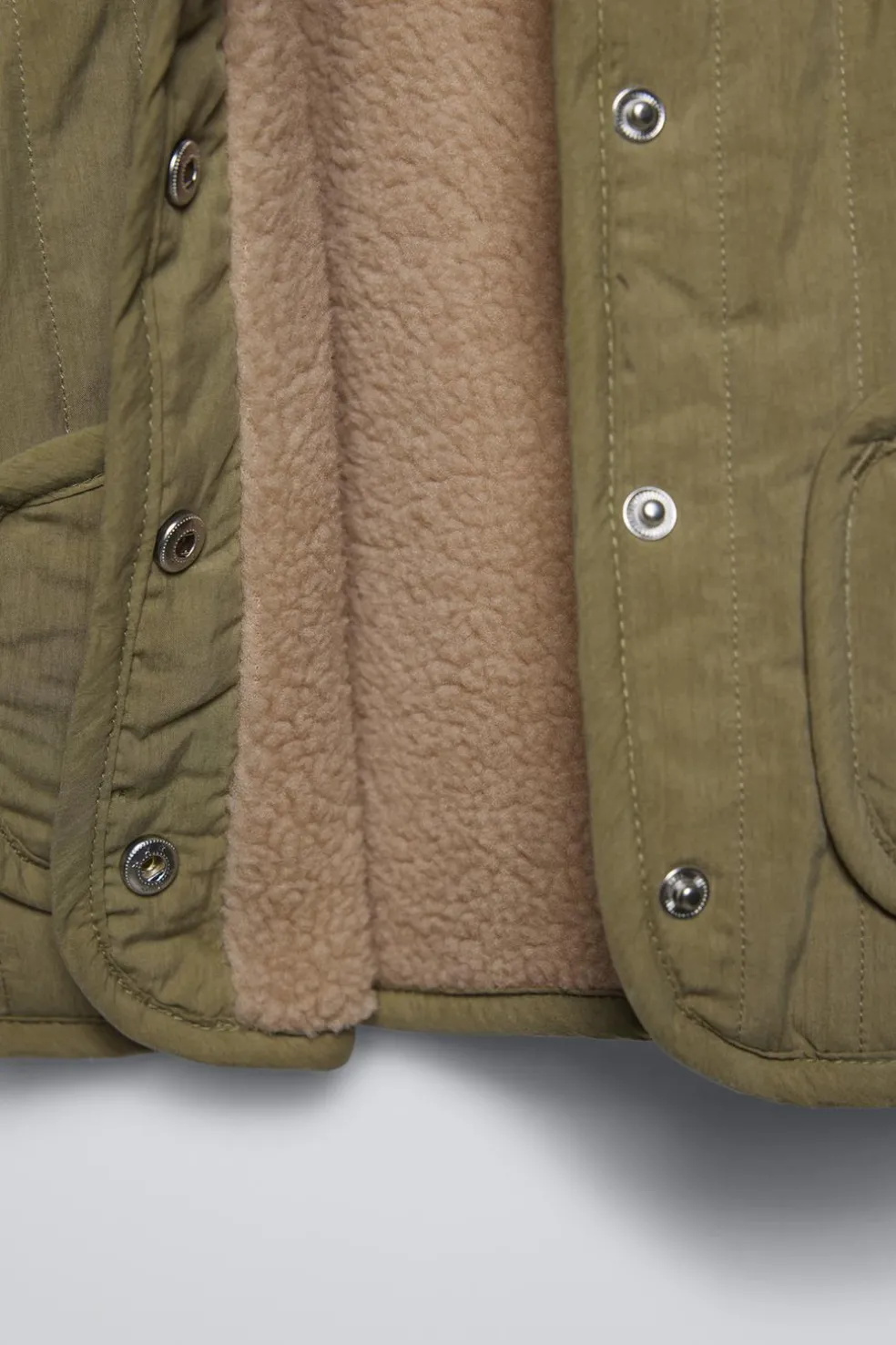BLUSÃO COM EFEITO DE PELO ENCARACOLADO-ZARA Outlet