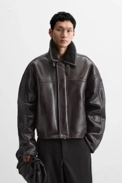 ZARA Vestuário De Inverno|Blusões^BLUSÃO DE POLIPELE DE DUPLA FACE Vinho