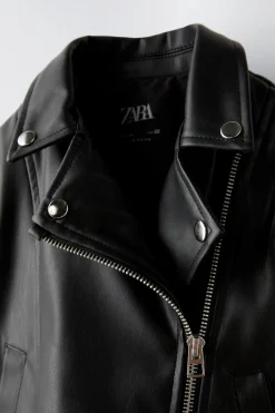 BLUSÃO EFEITO PELE COM FIVELAS-ZARA Shop