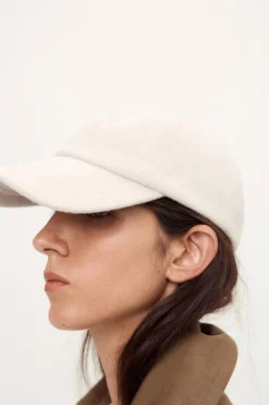ZARA Acessórios / Bijuteria^BONÉ COM LÃ Cru