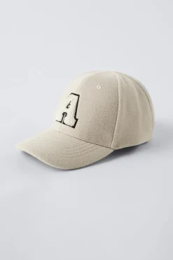 BONÉ DE FLANELA COM LETRA BORDADA-ZARA Clearance