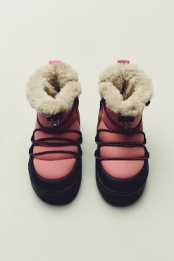 BOTA ACOLCHOADA MINNIE MOUSE © DISNEY-ZARA Store