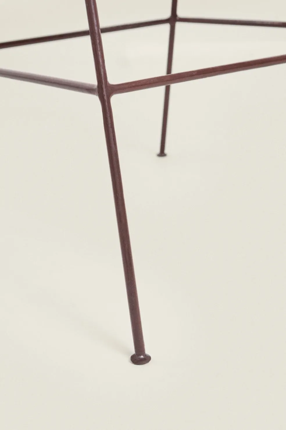 ZARA Móveis|Móveis^CADEIRA RATÃ ESTRUTURA METAL Bege-claro