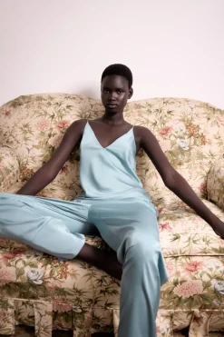 ZARA Calças|Lingerie^CALÇAS DE PIJAMA ACETINADAS Azul-claro