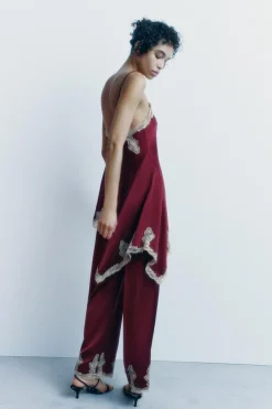 ZARA Calças|Lingerie^CALÇAS DE PIJAMA ACETINADAS COM RENDA Grená