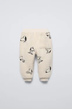 CALÇAS JOGGER EFEITO DE PELO ENCARACOLADO SNOOPY PEANUTS™-ZARA Fashion