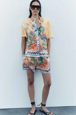 ZARA Saias / Calções^CALÇÕES BERMUDA ESTAMPADOS ZW COLLECTION Multicolor