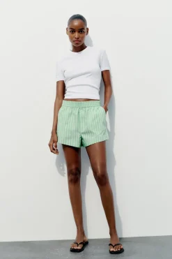 ZARA Saias / Calções^CALÇÕES ÀS RISCAS Verde