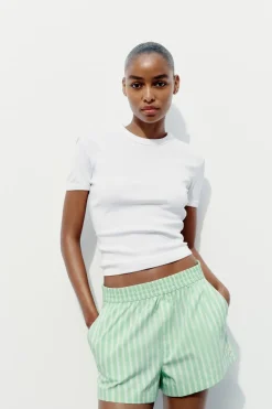 ZARA Saias / Calções^CALÇÕES ÀS RISCAS Verde