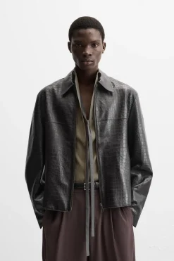 ZARA Blusões|Pele^CAMISA COMPRIDA DE PELE GRAVADA Castanho-escuro