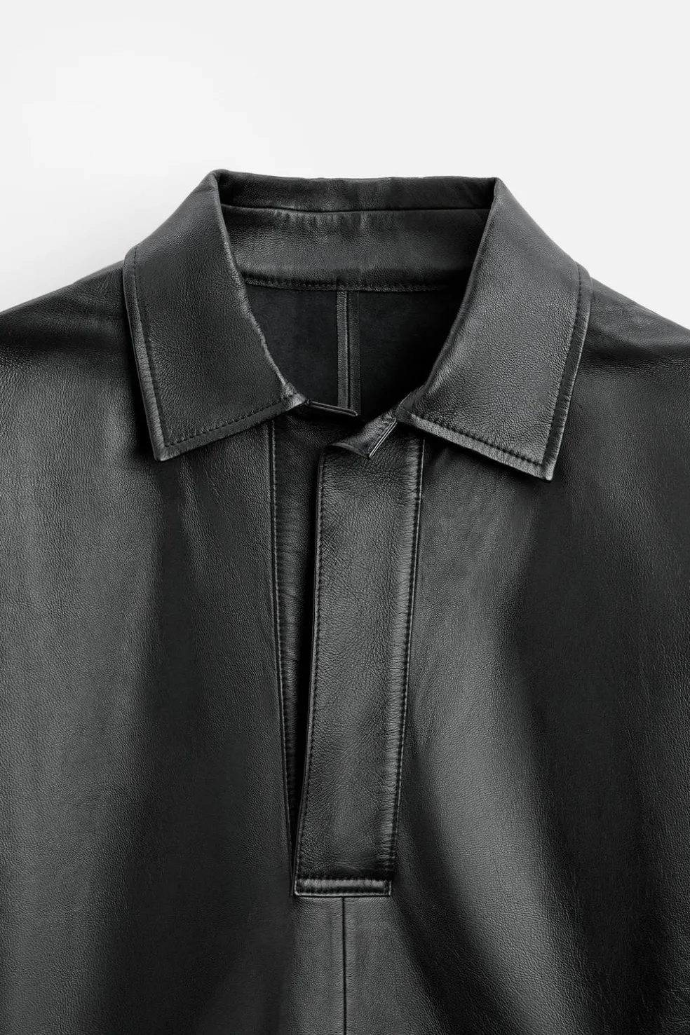 ZARA Blusões|Pele^CAMISA POLO DE PELE LIMITED EDITION Preto