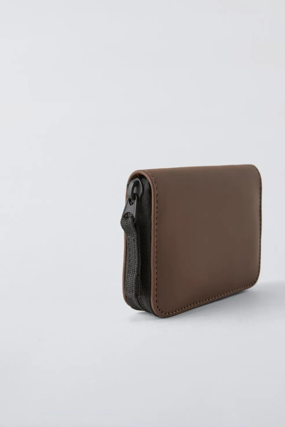 CARTEIRA ENGOMADA-ZARA Flash Sale