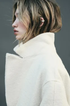 ZARA Sobretudos / Anoraques^CASACO BOUCLÉ Cru