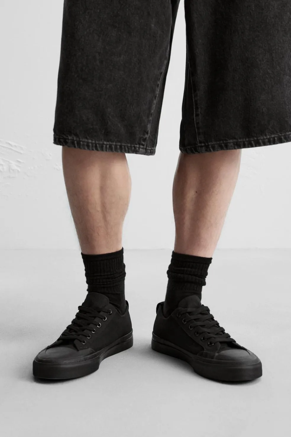 ZARA Desportivos|Sapatos^CHINELO DE TECIDO Preto