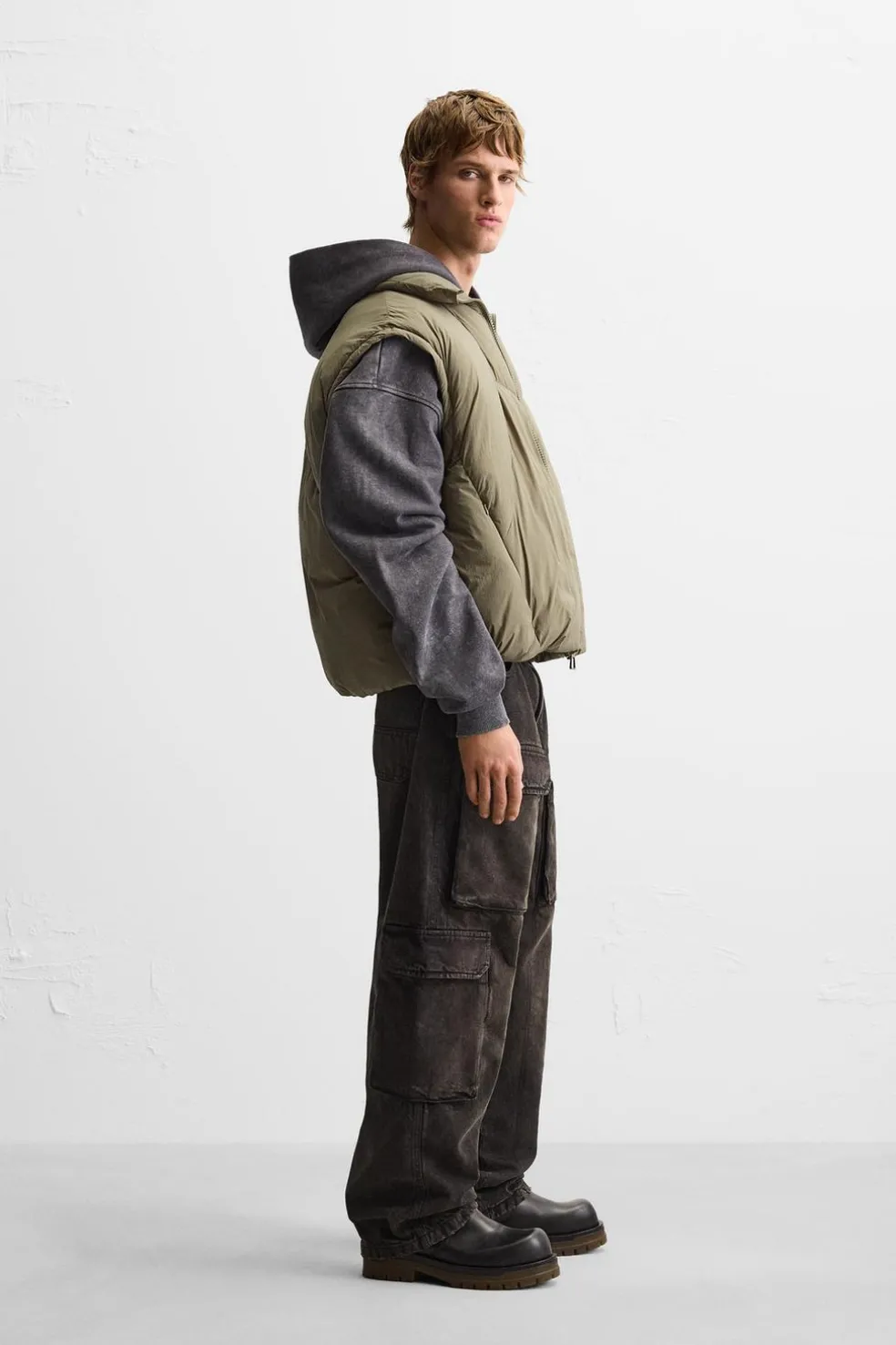 ZARA Coletes^COLETE ACOLCHOADO BOXY FIT Caqui