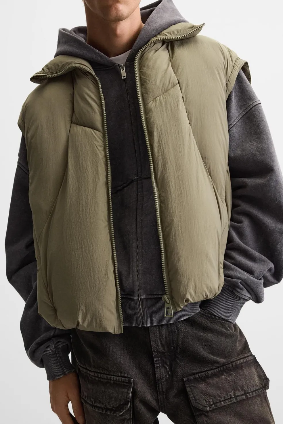 ZARA Coletes^COLETE ACOLCHOADO BOXY FIT Caqui