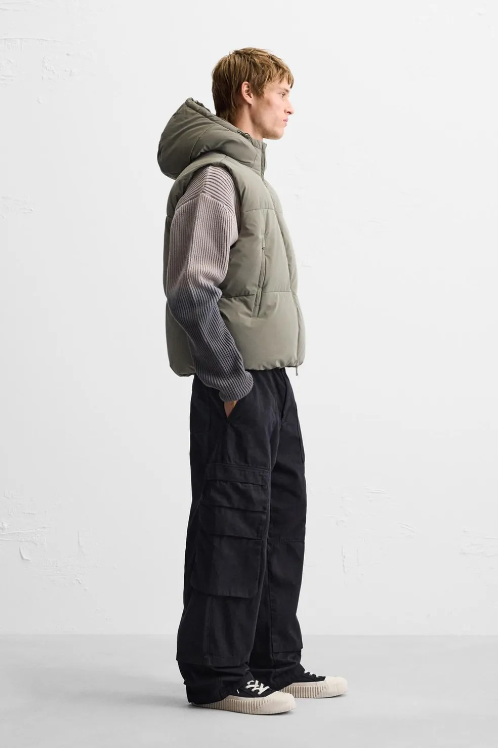 ZARA Blusões|Coletes^COLETE ACOLCHOADO EFEITO DE CAUCHO COM CAPUZ Verde