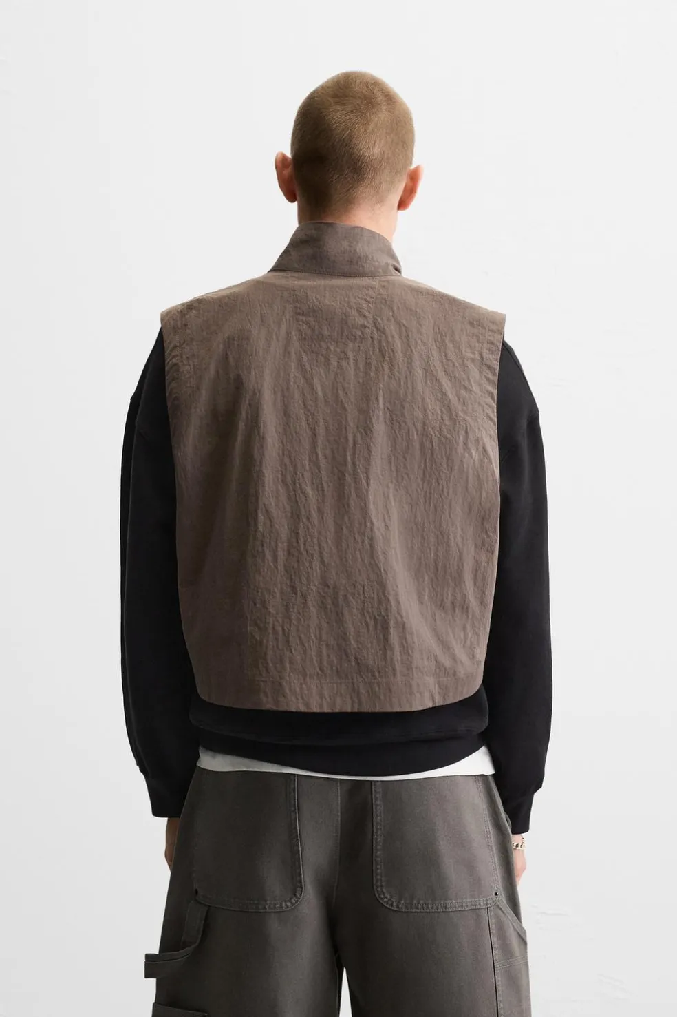 ZARA Blusões|Coletes^COLETE BOXY FIT X ALL CAPS STUDIO Ocre