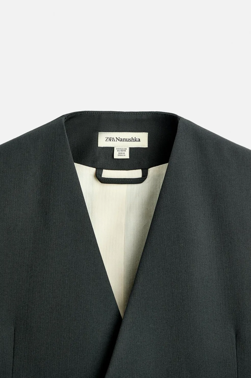 ZARA Coletes^COLETE DE TRAJE X NANUSHKA Preto