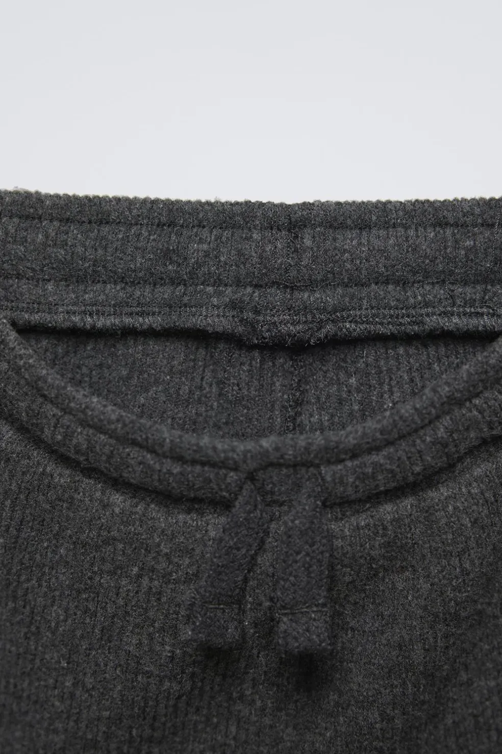 CONJUNTO CANELADO DE T-SHIRT E CALÇAS SOFT TOUCH-ZARA Outlet
