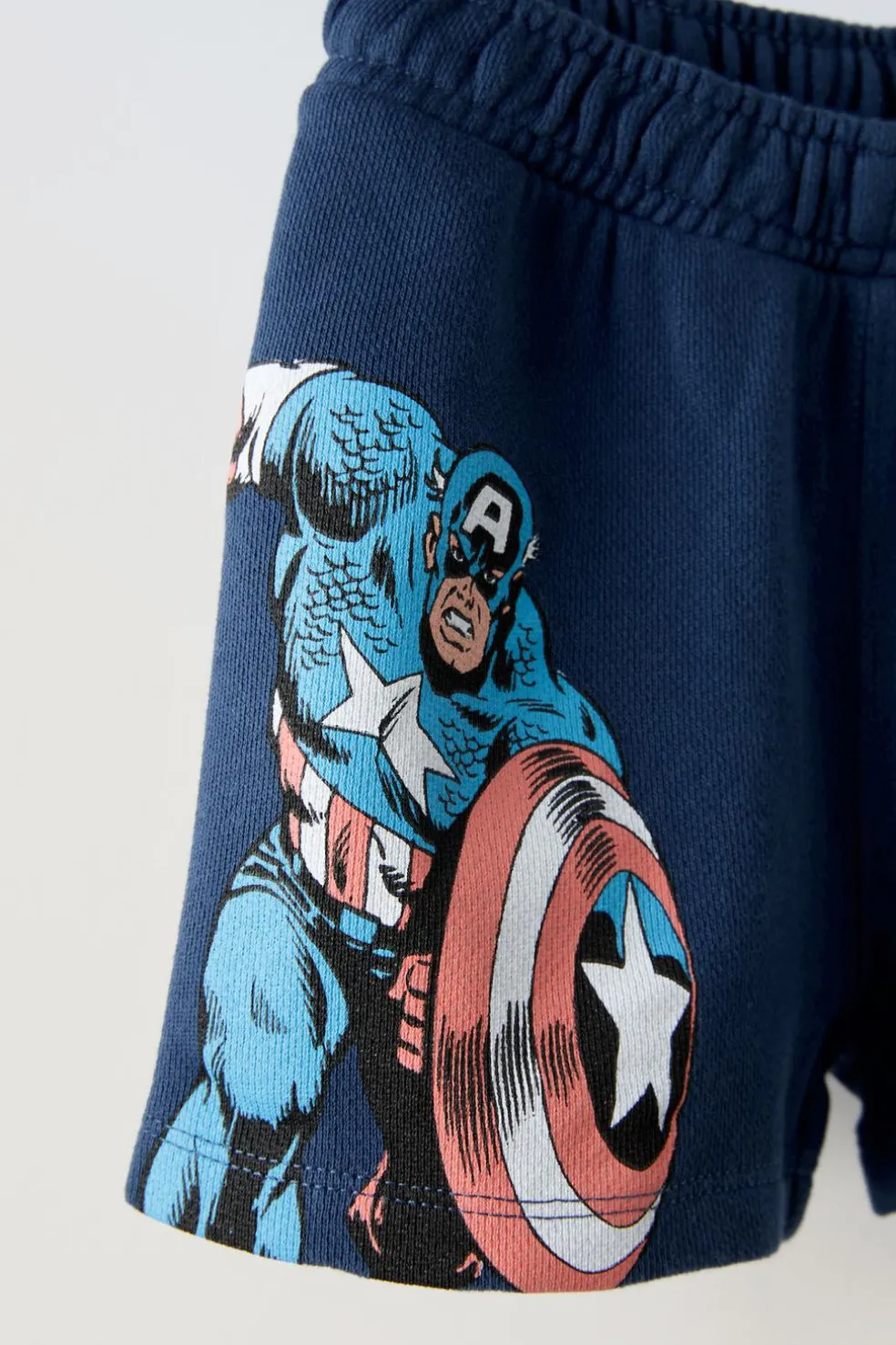 CONJUNTO CAPITÃO AMÉRICA © MARVEL-ZARA Flash Sale