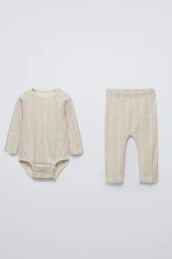 CONJUNTO DE BODY E LEGGINGS POINTEILLE COM FLOREZINHAS-ZARA Sale