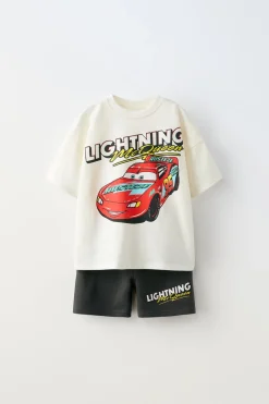 CONJUNTO DE T-SHIRT E CALÇÕES BERMUDA CARS © DISNEY-ZARA Outlet