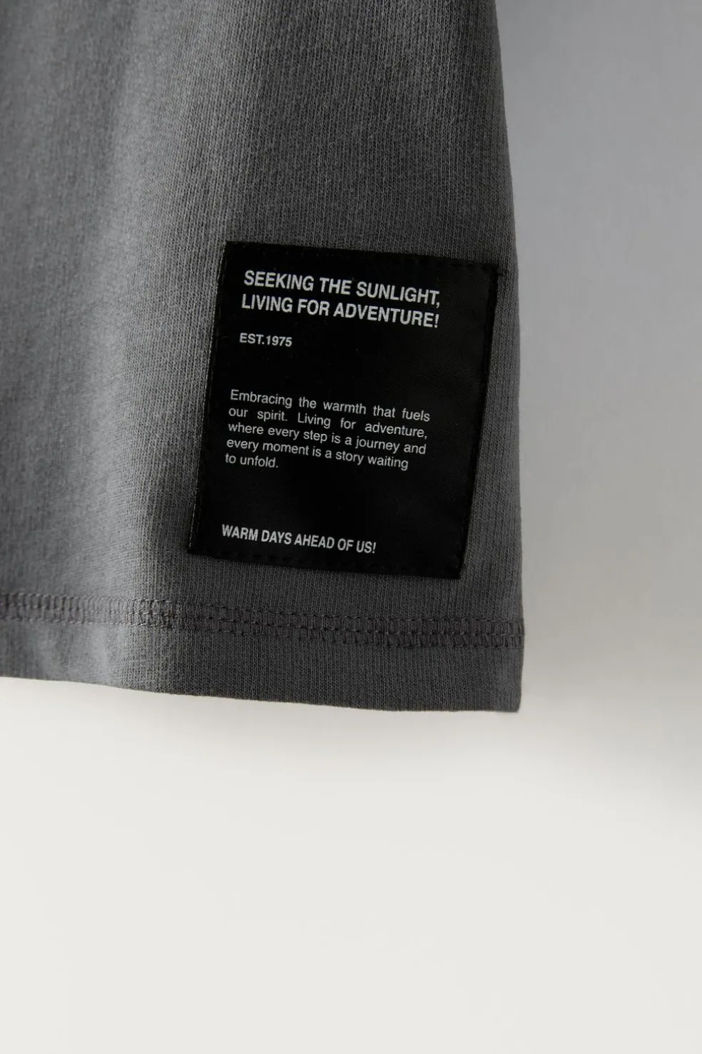 CONJUNTO EM FELPA DE T-SHIRT E CALÇÕES BERMUDA ETIQUETA-ZARA Online