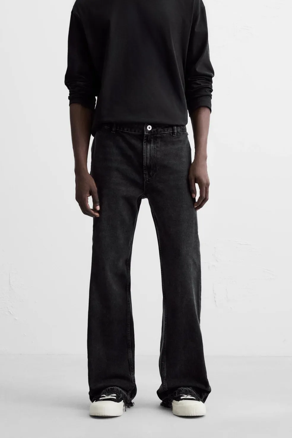 ZARA Calças De Ganga^JEANS FLARE FIT COM FECHOS ÉCLAIR Carvão