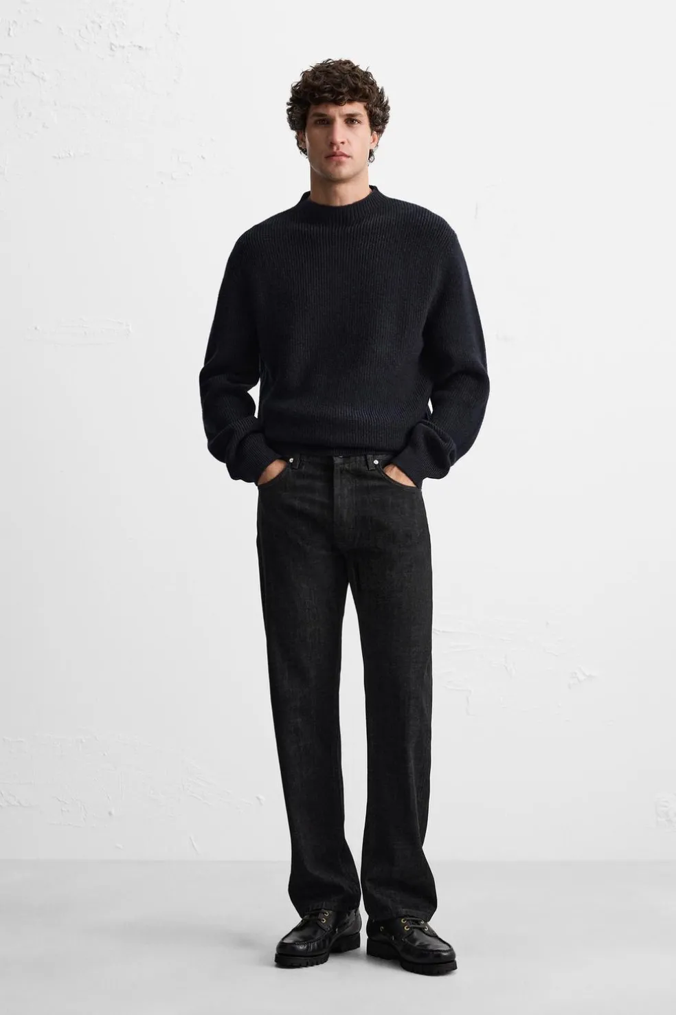 ZARA Calças De Ganga^JEANS STRAIGHT FIT Preto