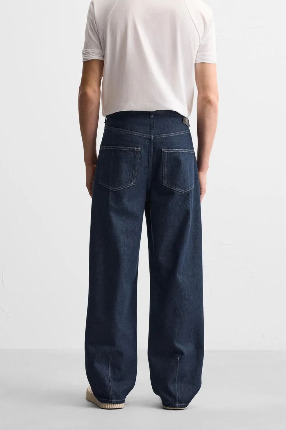 ZARA Calças De Ganga^JEANS STRAIGHT FIT COM PREGAS Azul