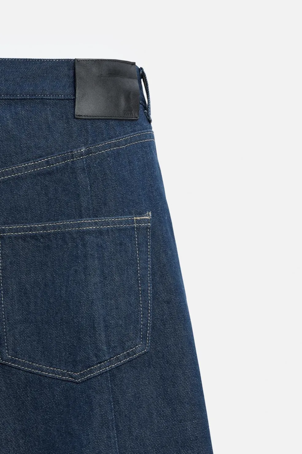 ZARA Calças De Ganga^JEANS STRAIGHT FIT COM PREGAS Azul