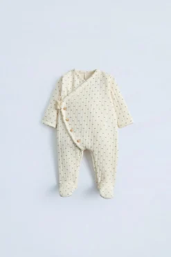 MACACÃO ACOLCHOADO COM FLORZINHAS-ZARA Shop