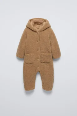 MACACÃO EFEITO DE PELO ENCARACOLADO-ZARA Shop
