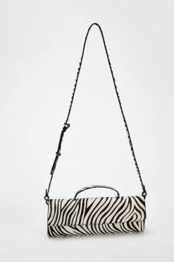 ZARA Malas^MALA ALARGADA COM EFEITO DE PELO Zebra