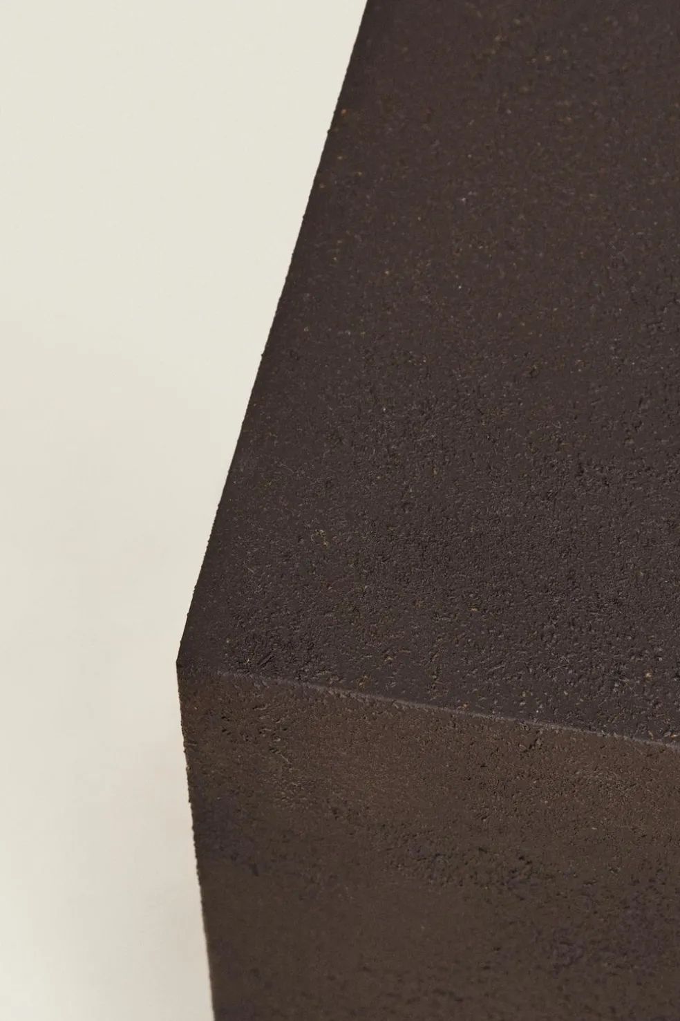 ZARA Móveis|Móveis^MESA AUXILIAR METAL QUADRADA Preto