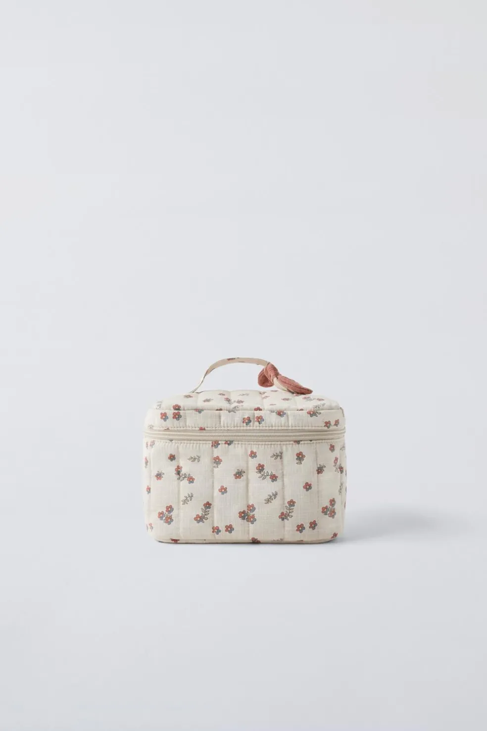 NECESSAIRE COM FLORES-ZARA Outlet