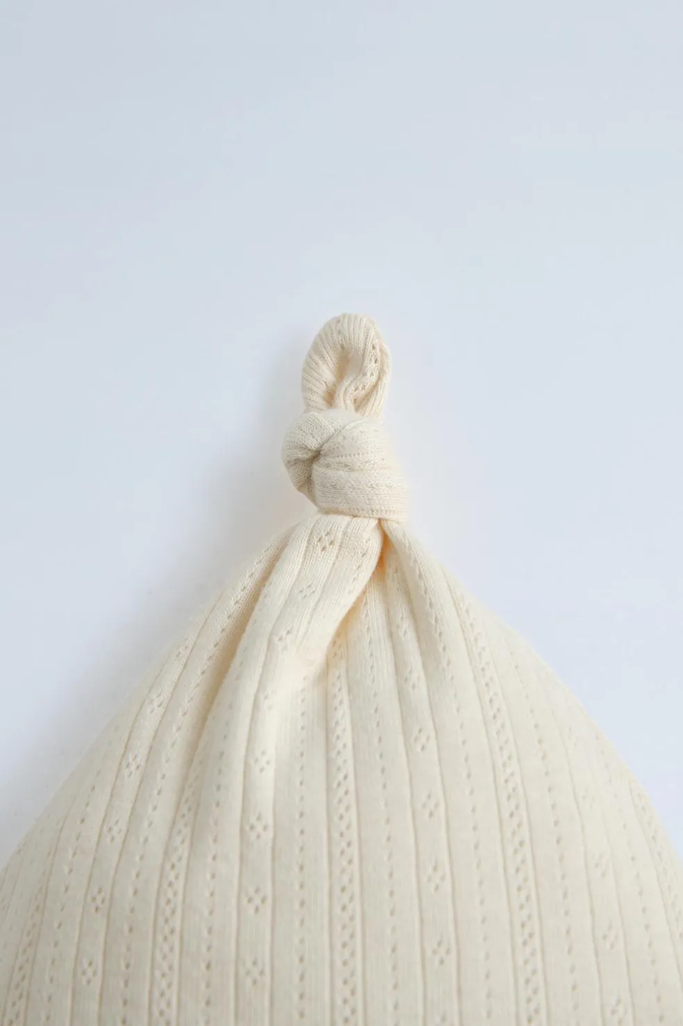 PACK BABETE E GORRO POINTELLE-ZARA Fashion