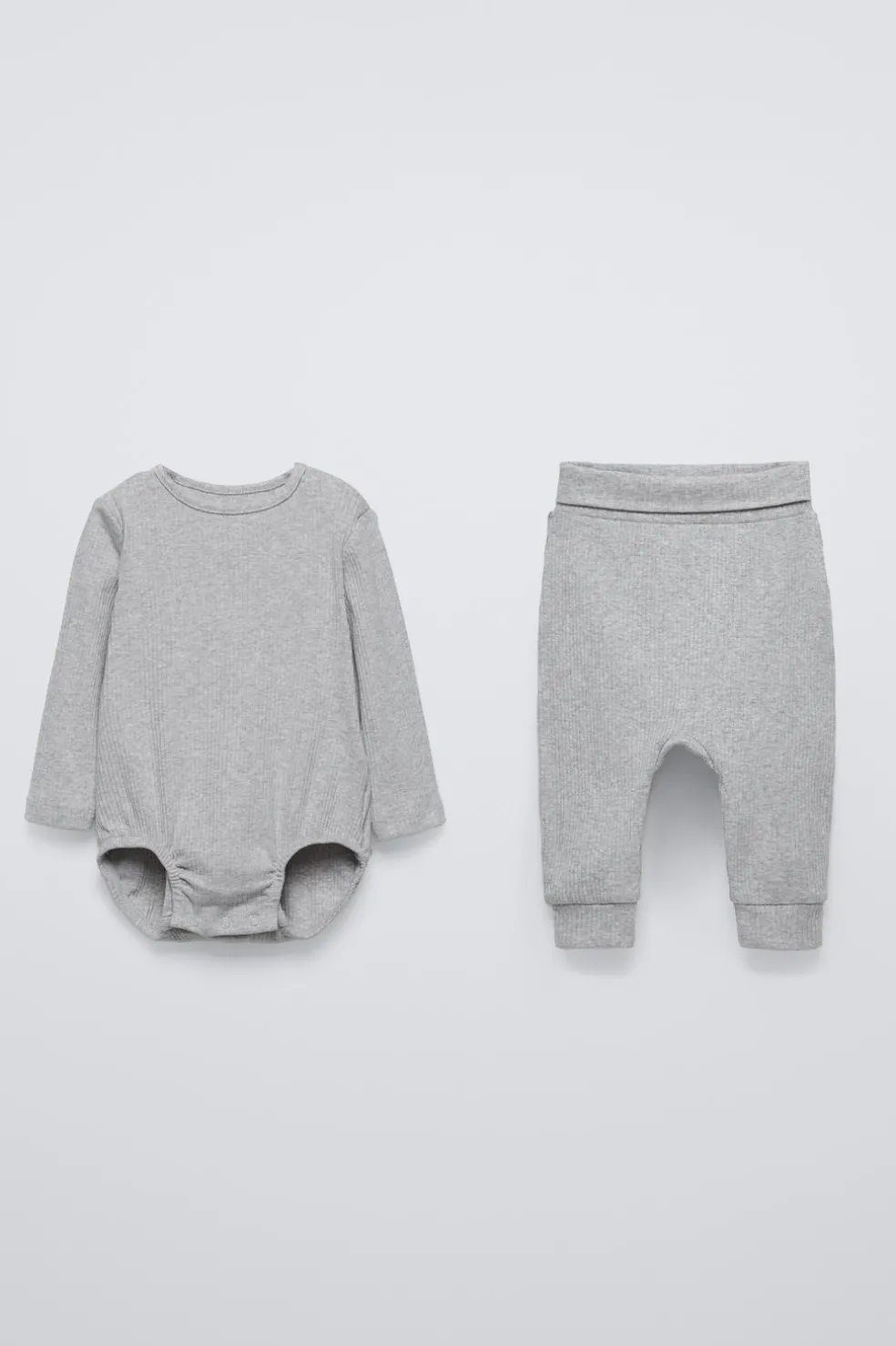 PACK DE BODY E LEGGINGS COM NERVURAS-ZARA Fashion