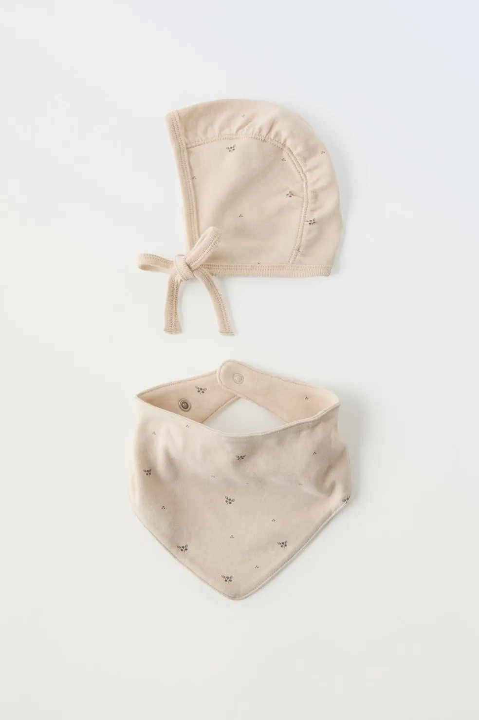 PACK DE CARAPUÇO E BANDANA ESTAMPADOS-ZARA Outlet